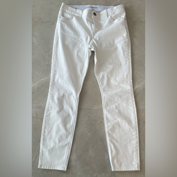 Liz Claiborne Denim - Liz Claiborne Women Jean Size 8 White Classic Fit Straight Leg Mid Rise Flatters